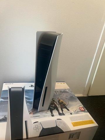 Ps5 Met Doos En Accessoires beschikbaar voor biedingen