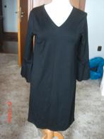 NED zwarte jurk maat S trompet mouw, Kleding | Dames, Jurken, Maat 38/40 (M), Zwart, Ophalen of Verzenden, Zo goed als nieuw