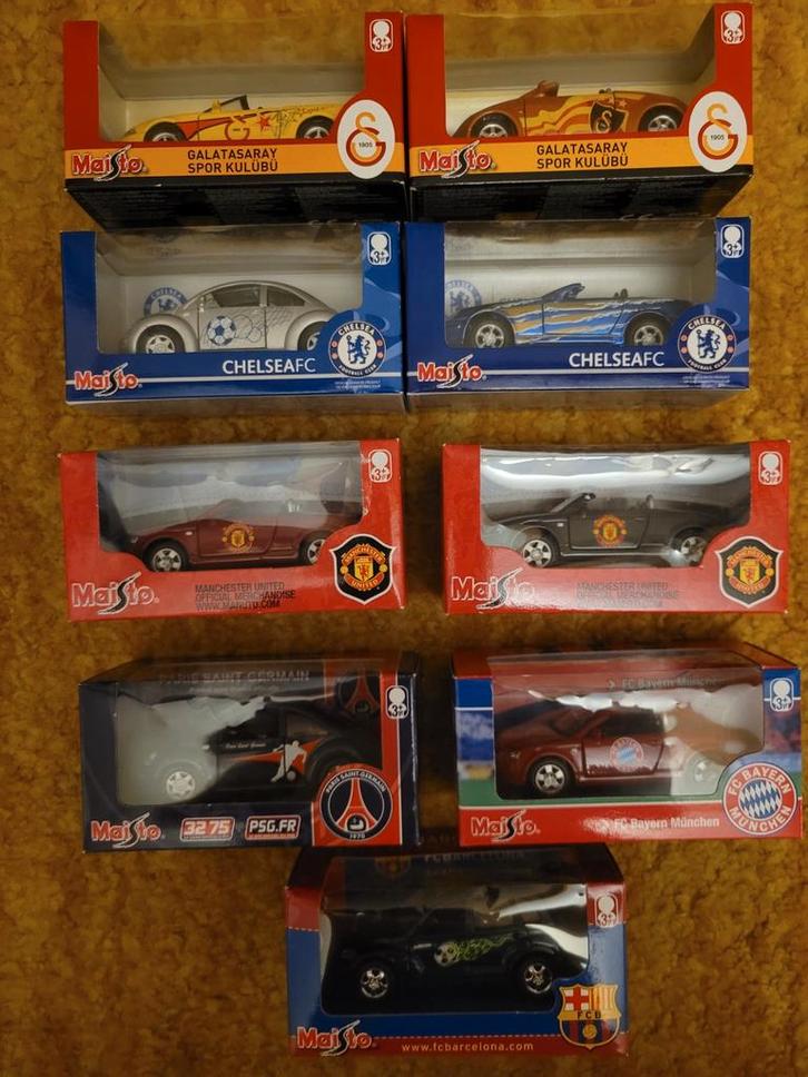 Masita Schaalmodellen Voetbalclubs, Hobby en Vrije tijd, Modelauto's | 1:18, Zo goed als nieuw, Auto, Maisto, Ophalen