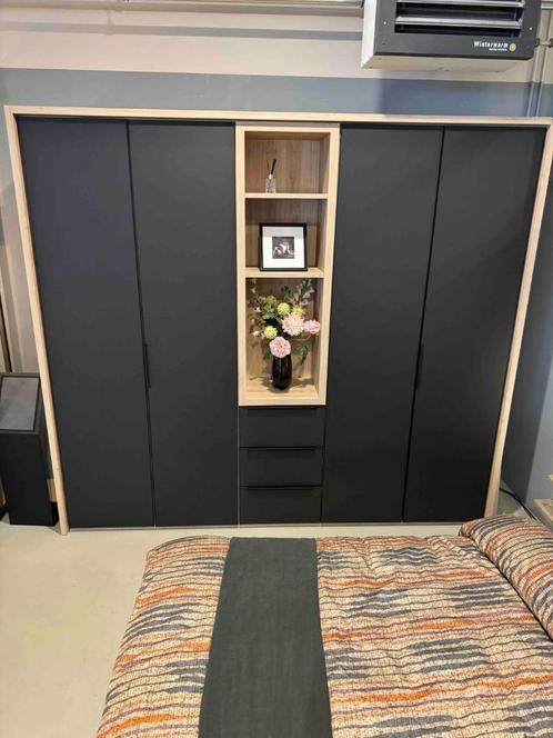 Nolte kast Horizont 110 van €4.963 voor €3.500, Huis en Inrichting, Kasten | Kledingkasten, Zo goed als nieuw, 200 cm of meer