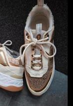 Kurt geiger sneakers goudkleurige uurtje gedragen, Kleding | Dames, Schoenen, Ophalen of Verzenden, Zo goed als nieuw, Overige kleuren
