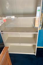 Boekenkast met glazen deuren, Huis en Inrichting, Kasten | Boekenkasten, Ophalen, Gebruikt, 50 tot 100 cm, Glas