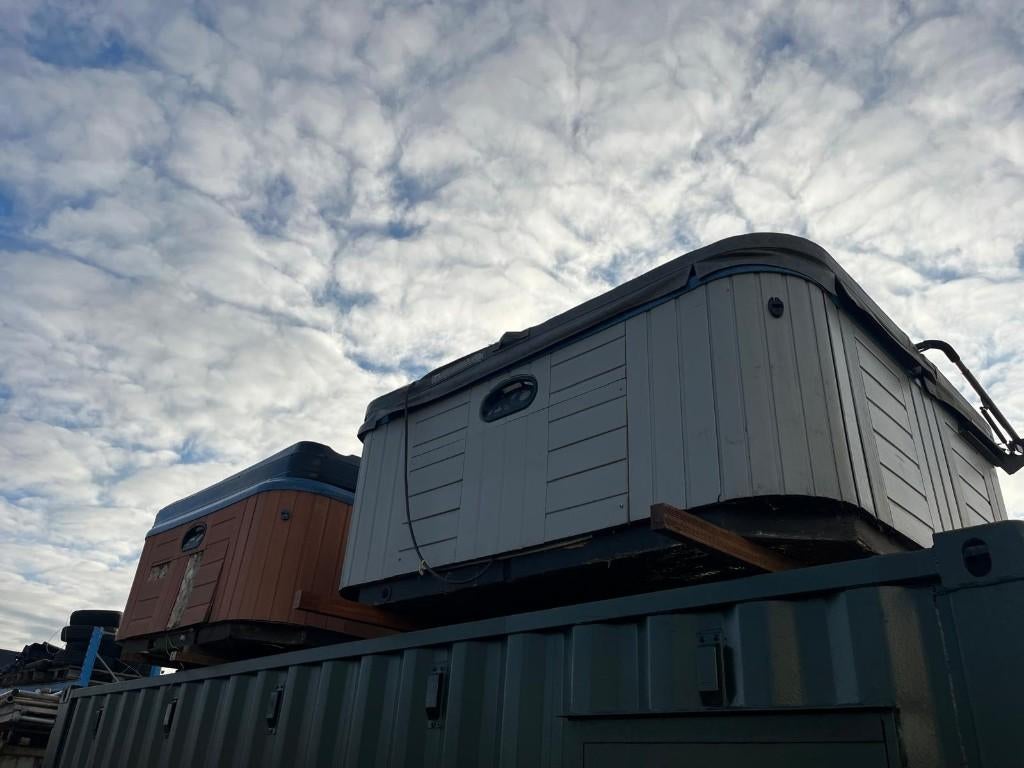 Hotspring jacuzzi opknapper, Tuin en Terras, Bubbelbaden en Hottubs, Gebruikt, Vast, Afdekzeil, Filter, Pomp, Ophalen