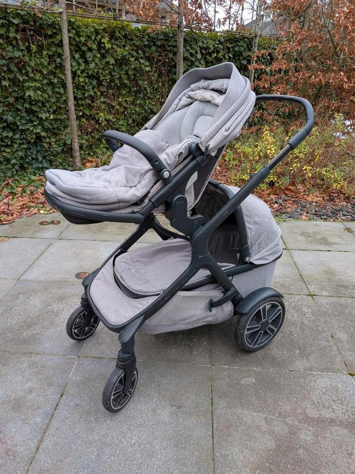Nuna Demi Grow Kinderwagen, Kinderen en Baby's, Kinderwagens en Combinaties, Gebruikt, Kinderwagen, Overige merken, Duowagen, Met reiswieg