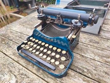 Corona Special blauw beschikbaar voor biedingen