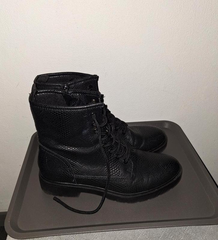 Veterboots van GRACELAND maat 38. 2e item=halve prijs, Kleding | Dames, Schoenen, Zo goed als nieuw, Zwart, Ophalen of Verzenden