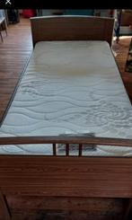 Eenpersoons Auping (senioren) bed 200x90, Huis en Inrichting, Ophalen, 90 cm, Eenpersoons, Zo goed als nieuw