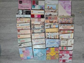 Grote set designpapier / knutselpapier – scrapbooking & kaar beschikbaar voor biedingen