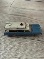 Oude ambulance Dinky Toys, Ophalen of Verzenden, Gebruikt, Auto, Dinky Toys