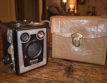 Vintage fotocamera beschikbaar voor biedingen