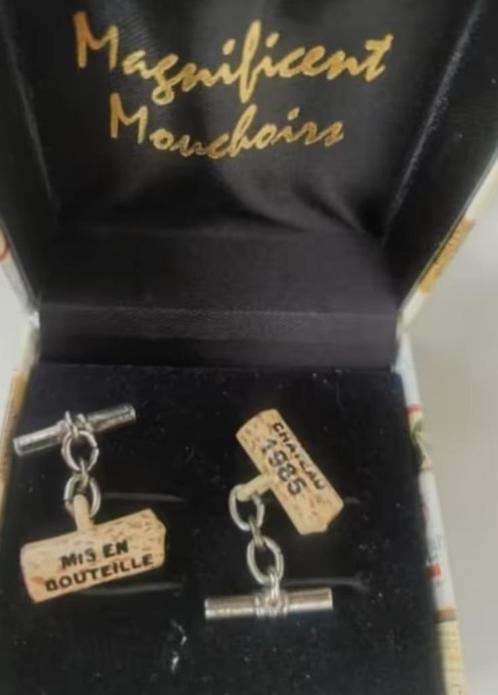 Manchetknopen met wijnkurken (wijn), Sieraden, Tassen en Uiterlijk, Manchetknopen, Zo goed als nieuw, Overige materialen, Ophalen of Verzenden