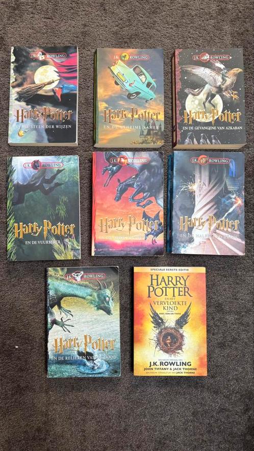 Harry Potter boeken complete serie deel 1 t/m 8, Boeken, Fantasy, Zo goed als nieuw, Ophalen of Verzenden