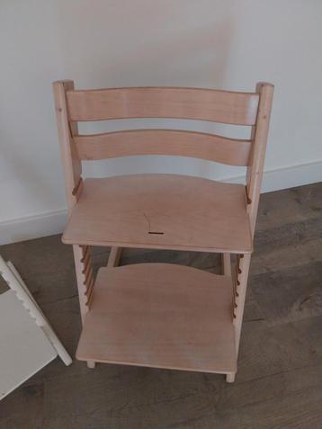 Triptrap Meegroeistoel Hout bruin. beschikbaar voor biedingen