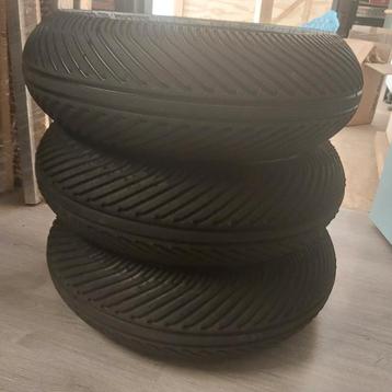 Gebruikte Pirelli SCR regen race achterbanden beschikbaar voor biedingen