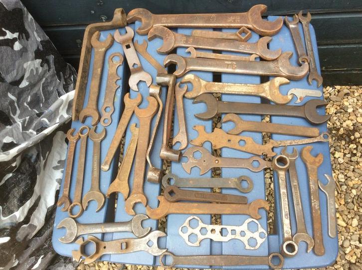 Lot oud gereedschap,39 stuks,steek/ring sleutels e.d., Antiek en Kunst, Antiek | Gereedschap en Instrumenten, Ophalen of Verzenden