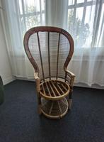 vintage pauwenstoel, Huis en Inrichting, Stoelen, Ophalen, Gebruikt, Bruin, Vintage, boho
