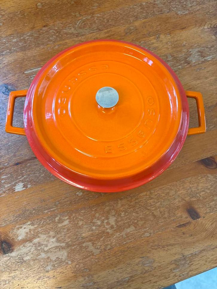 Essenso Gietijzeren Pan – Uitstekende Staat!, Huis en Inrichting, Keuken | Potten en Pannen, Zo goed als nieuw, Koekenpan of Braadpan