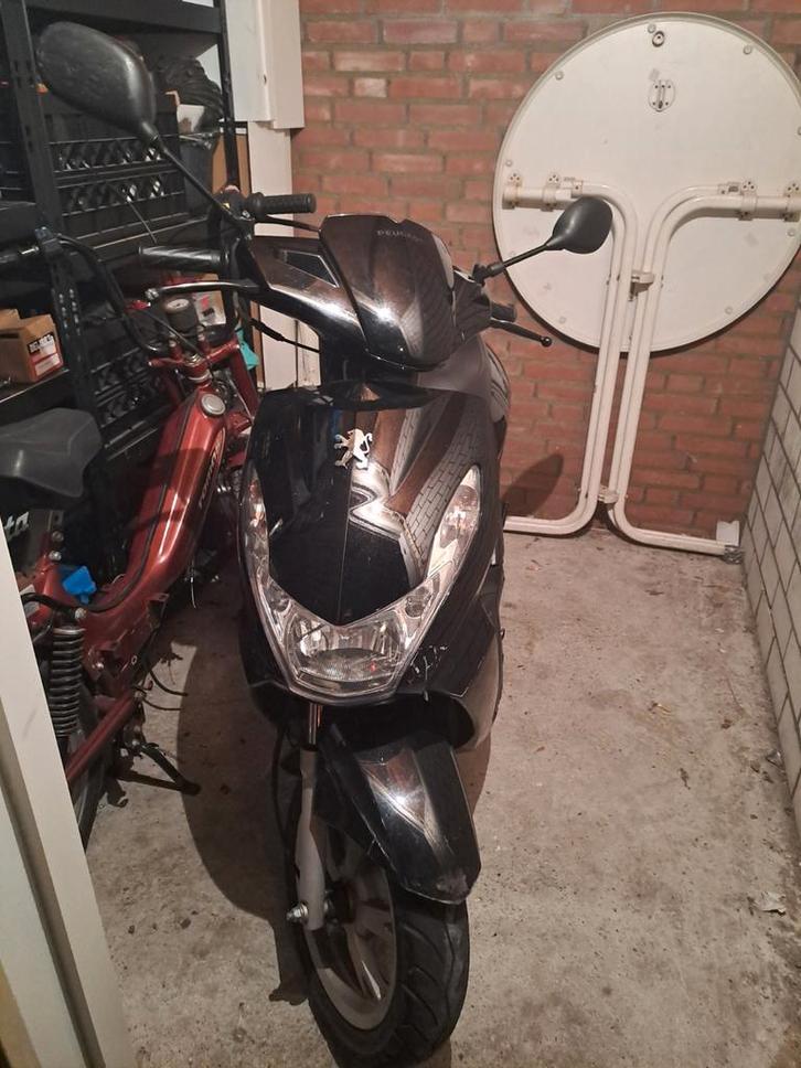 Peugeot Kisbee 4T - 2017, Fietsen en Brommers, Brommeronderdelen | Scooters, Gebruikt, Peugeot, Overige typen, Ophalen