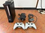 Xbox 360 Console + 2 Controllers, Gebruikt, Overige genres, 1 speler, Eén computer