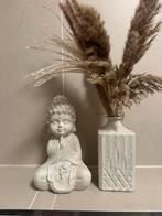 Vaas en boeda beeldje wit met ruw steen look, Huis en Inrichting, Ophalen of Verzenden, Gebruikt