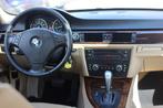 BMW 3 Serie 328i SCHUIFDAK I AUT I LEDER I 6 CILINDER, Gebruikt, Beige, Overige carrosserieën, Zwart