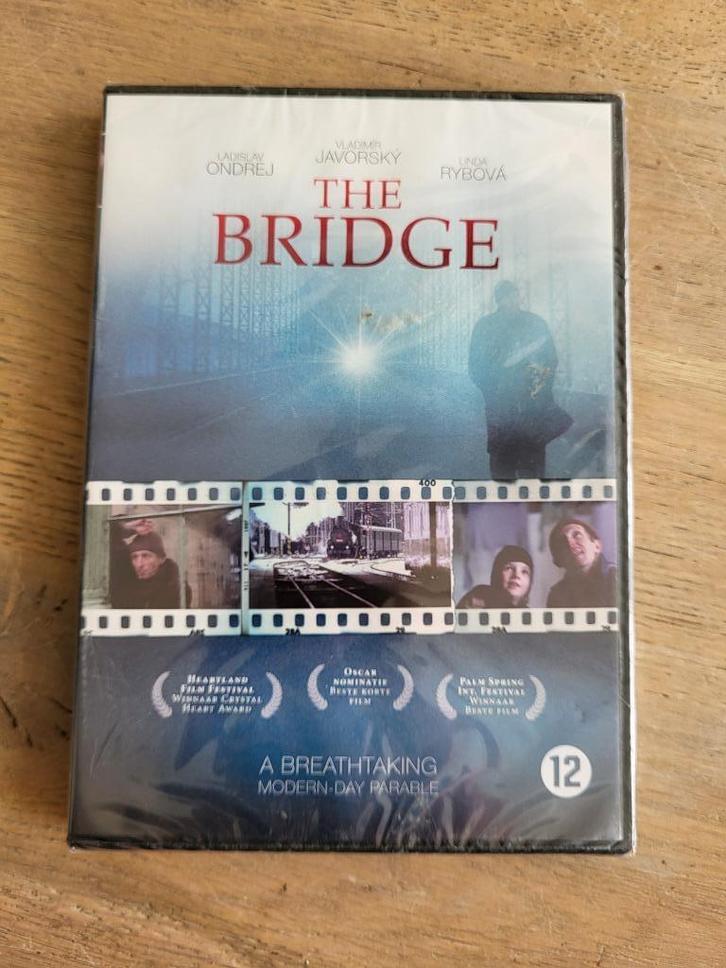 DVD The bridge nog in folie, nieuw!, Cd's en Dvd's, Dvd's | Tv en Series, Nieuw in verpakking, Actie en Avontuur, Vanaf 16 jaar