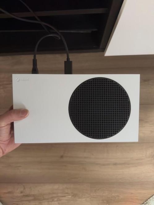 Xbox series s + Elden Ring + DLC + DS 2 & 3 + DLC + meer, Spelcomputers en Games, Spelcomputers | Xbox Series X en S, Zo goed als nieuw