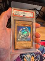 Blue Eyes White Dragon SDK-001 PSA 7 Glossy Na, Hobby en Vrije tijd, Verzamelkaartspellen | Yu-gi-Oh!, Ophalen of Verzenden, Zo goed als nieuw