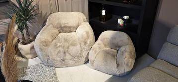 Fauteuil – Taupe / Fluffy | Groot & klein  Showmodel beschikbaar voor biedingen