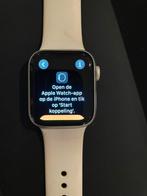 Apple watch series 4, Sieraden, Tassen en Uiterlijk, Smartwatches, Ophalen, Gebruikt, Apple Watch ⌚️, Wit
