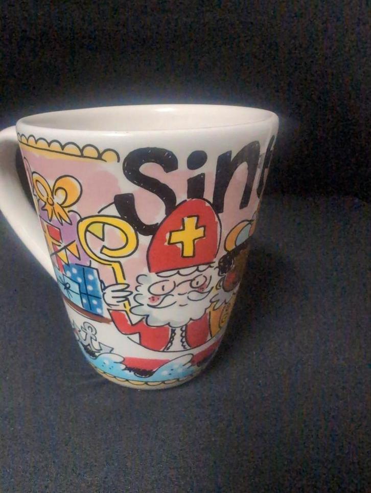 Blond Amsterdam Sint en Zwarte Piet mok pakjesboot 13, Huis en Inrichting, Keuken | Servies, Nieuw, Kop(pen) en/of Schotel(s)