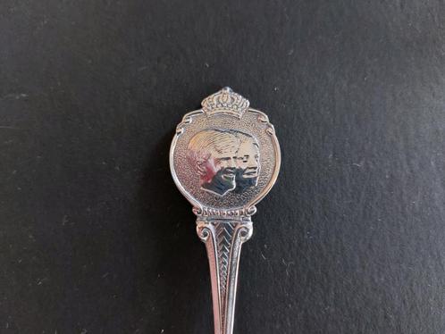 Lepeltje Koninklijk huis, Verzamelen, Koninklijk Huis en Royalty, Gebruikt, Speld(je) of Lepel(tje), Nederland, Verzenden