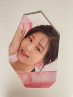 Wonyoung (iz*one) postcard, Verzamelen, Muziek, Artiesten en Beroemdheden, Verzenden, Zo goed als nieuw, Foto of Kaart