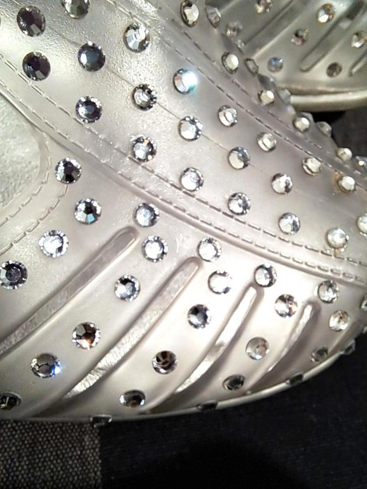 STUART WEITZMAN🎉  jelly pumps Melissa met kristallen mt 40, Kleding | Dames, Schoenen, Zo goed als nieuw, Pumps, Overige kleuren