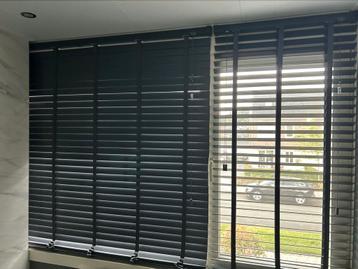 Pvc jaloezieën kleur antraciet beschikbaar voor biedingen