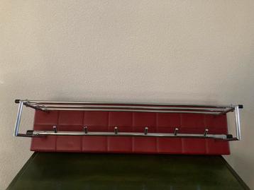 Retro vintage jaren ‘60 kapstok beschikbaar voor biedingen