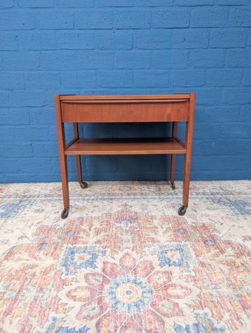 Vintage trolley, jaren 60 beschikbaar voor biedingen