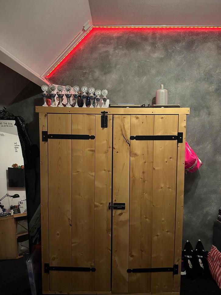 Complete tienerkamer steigerhout/ eenpersoons, Huis en Inrichting, Slaapkamer | Complete slaapkamers, Zo goed als nieuw, Tweepersoons