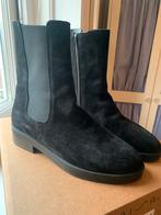 Te koop Unisa zwart suede laarsje, Zwart, Lage of Enkellaarzen, Nieuw, Ophalen of Verzenden
