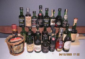 miniatuurflesjes PORT  beschikbaar voor biedingen