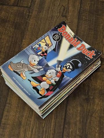 Donald Duck 2015 en 2016 complete jaargangen 17,50 p/jg. beschikbaar voor biedingen