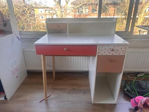 Eerste bureau - wit - hout, Huis en Inrichting, Bureaus, Gebruikt, Bureau, Ophalen