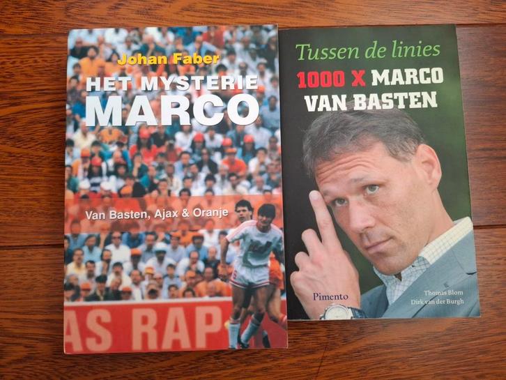 Marco van Basten boeken, Boeken, Sportboeken, Zo goed als nieuw, Balsport, Ophalen of Verzenden