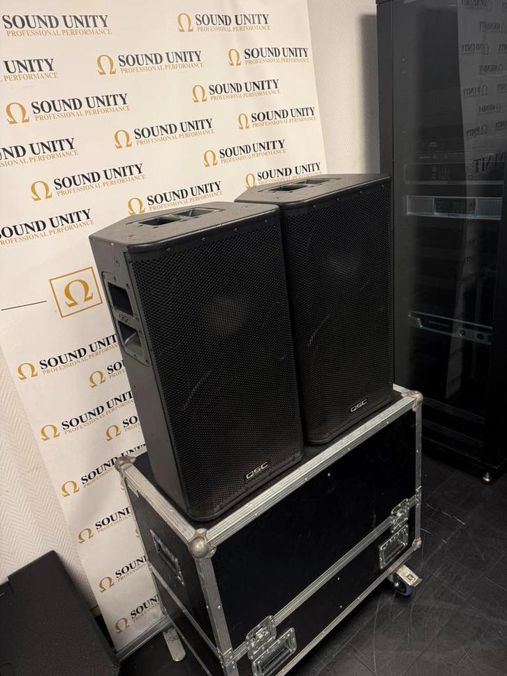 QSC HPR122i actieve PA speakers, Audio, Tv en Foto, Luidsprekers, Zo goed als nieuw, Front, Rear of Stereo speakers, 120 watt of meer