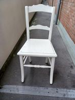 Vintage witte stoel, Huis en Inrichting, Tafels | Sidetables, Ophalen, Gebruikt, 50 tot 100 cm, Vintage