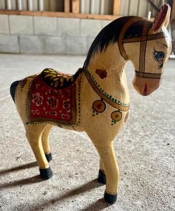 Antieke Indiase Ghodi Bruiloft Paard, ca. 1930 beschikbaar voor biedingen