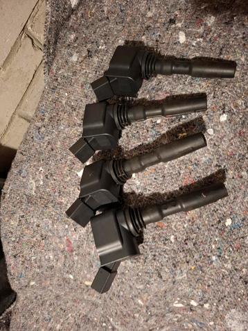 Babine met TSI - motor Skoda, Audi Seat Volks OEN 04E905110  beschikbaar voor biedingen