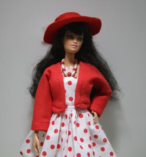 Barbie Model Muse 47: rood witte complete set (zie foto's), Kinderen en Baby's, Speelgoed | Poppen, Nieuw, Barbie, Verzenden