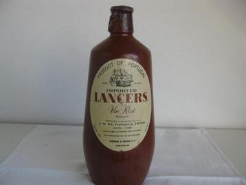 Oude stenen kruik Portugese rosé. Lancers, J.M. Fonseca.  beschikbaar voor biedingen