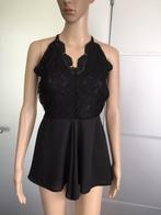 D523 Nieuw: zwart kort jumpsuit mt. M=38/40 playsuit